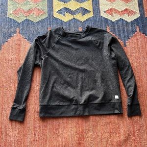 Vuori Halo Long Sleeve Crew